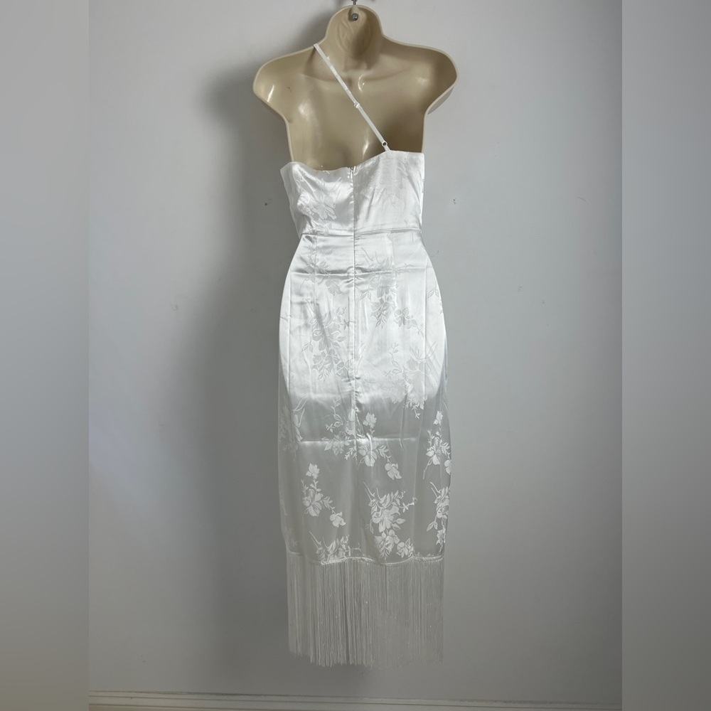 NEW Lulus Small On‎ the Dancefloor White Jacquard Fringe One-Shoulder Midi Dress - Picture 12 of 14